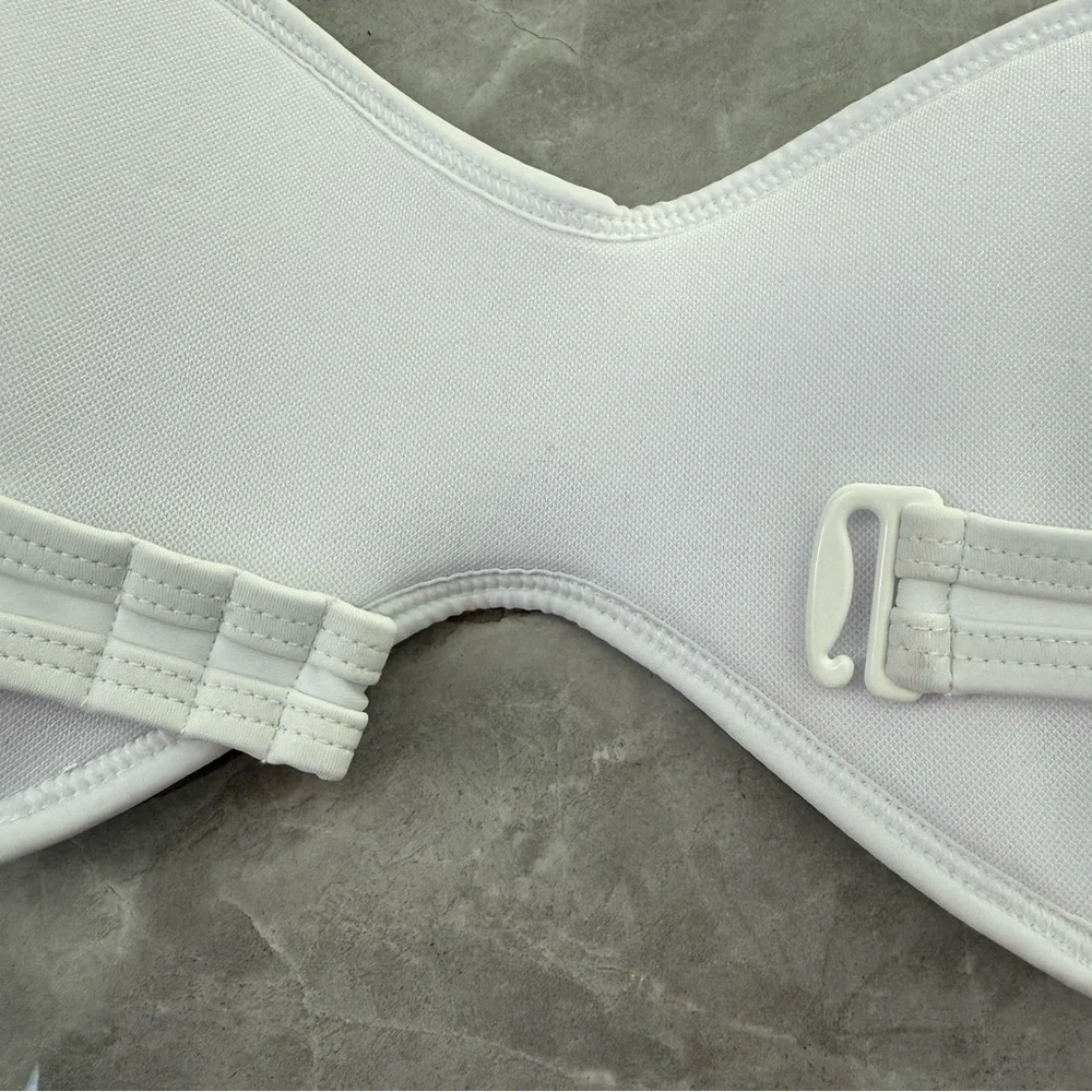 Women’s Body Glove Smoothies Tainted Love Retro Bandeau Bikini Top Swimsuit M - Picture 6 of 16